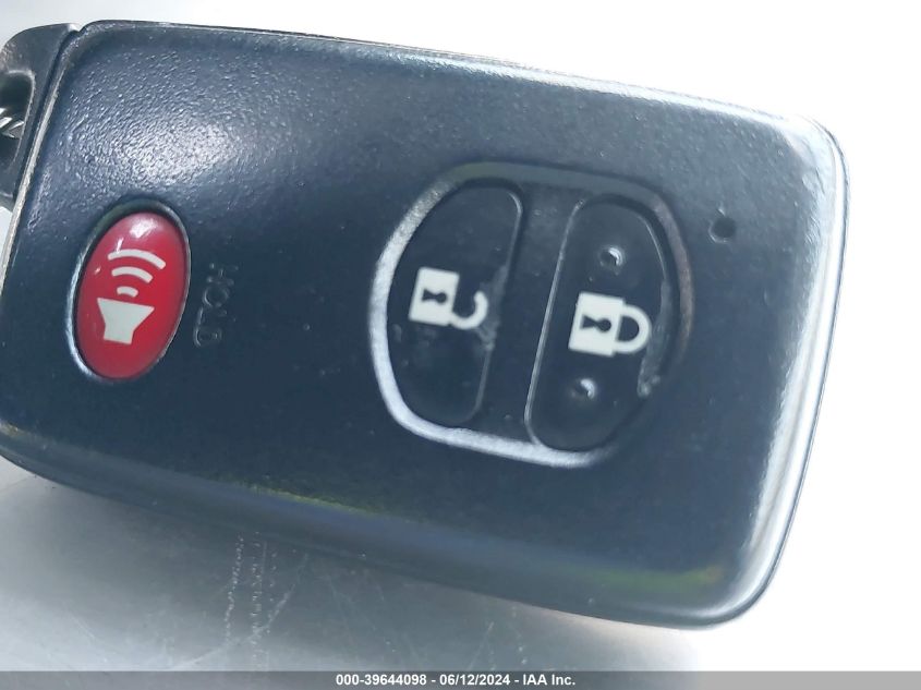 2013 Toyota Prius Three VIN: JTDKN3DU7D1727435 Lot: 39644098