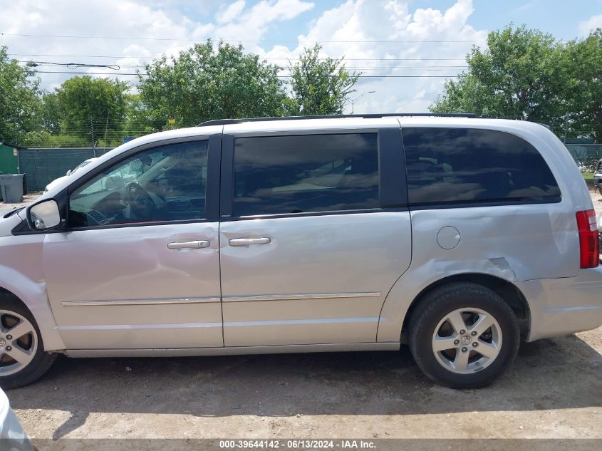 2010 Dodge Grand Caravan Sxt VIN: 2D4RN5D10AR432946 Lot: 39644142