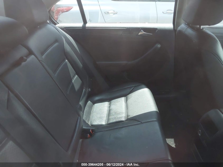 2014 Volkswagen Jetta 1.8T Se VIN: 3VWD17AJ4EM274947 Lot: 39644205