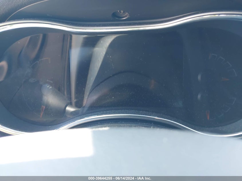 2019 Jeep Grand Cherokee Limited X 4X4 VIN: 1C4RJFBG7KC563680 Lot: 39644255