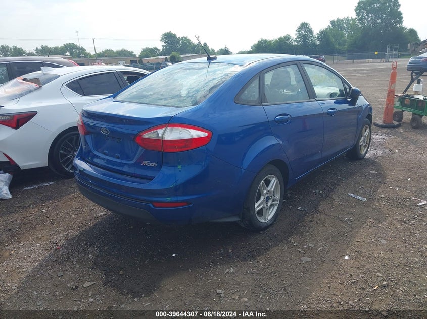 VIN 3FADP4BJ2KM153494 2019 FORD FIESTA SE