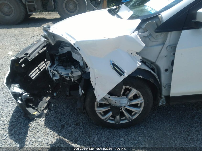 2017 Ford Escape Titanium VIN: 1FMCU9JD6HUE28209 Lot: 39644330