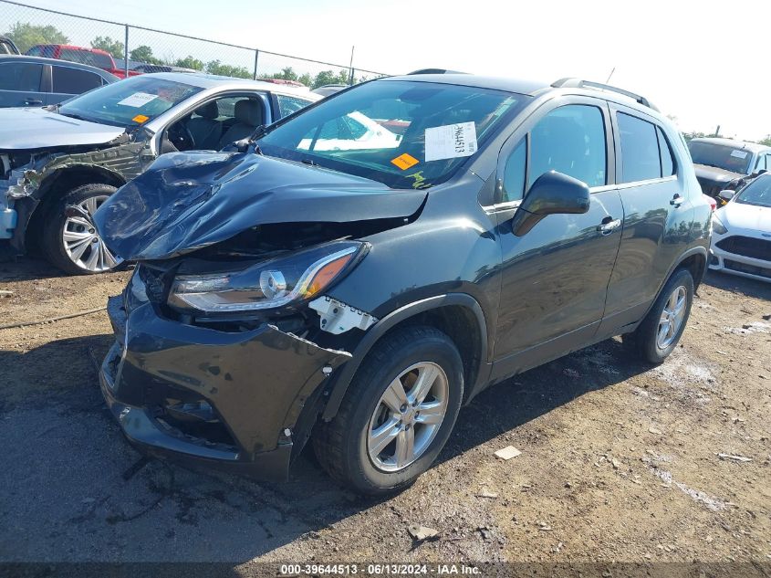 KL7CJPSB4JB646579 2018 CHEVROLET TRAX - Image 2