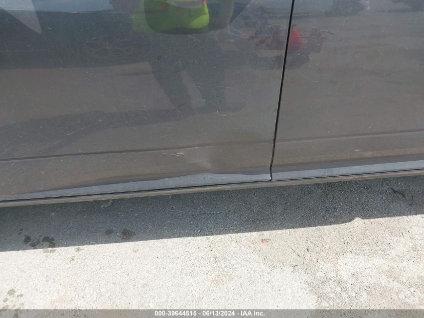 2017 Ram 1500 Tradesman Quad Cab 4X4 6'4 Box VIN: 1C6RR7FT7HS840517 Lot: 39644515