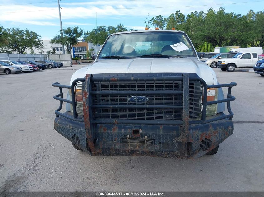 2008 Ford F-450 Chassis Lariat/Xl/Xlt VIN: 1FDXW47R58EE54926 Lot: 39644537