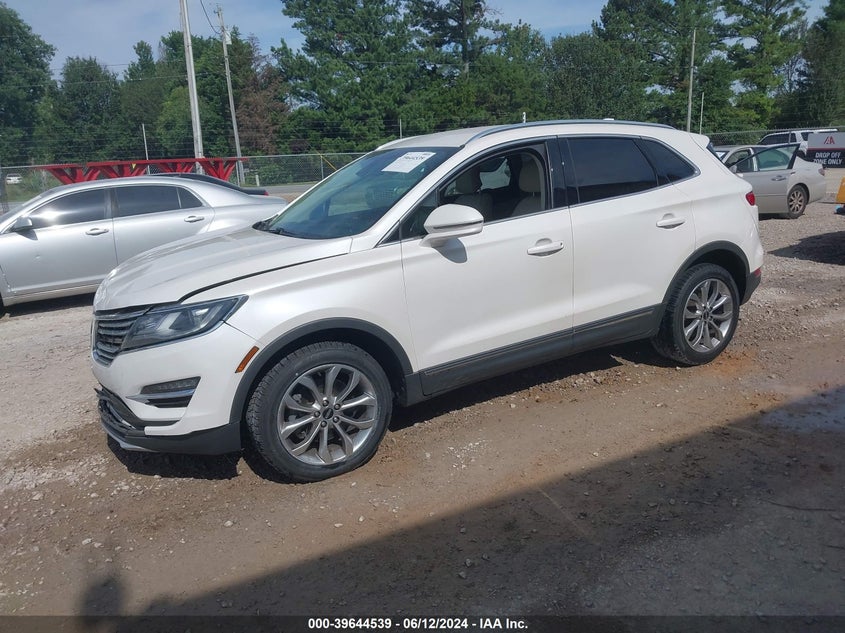 VIN 5LMCJ2C9XJUL32353 2018 LINCOLN MKC SELECT