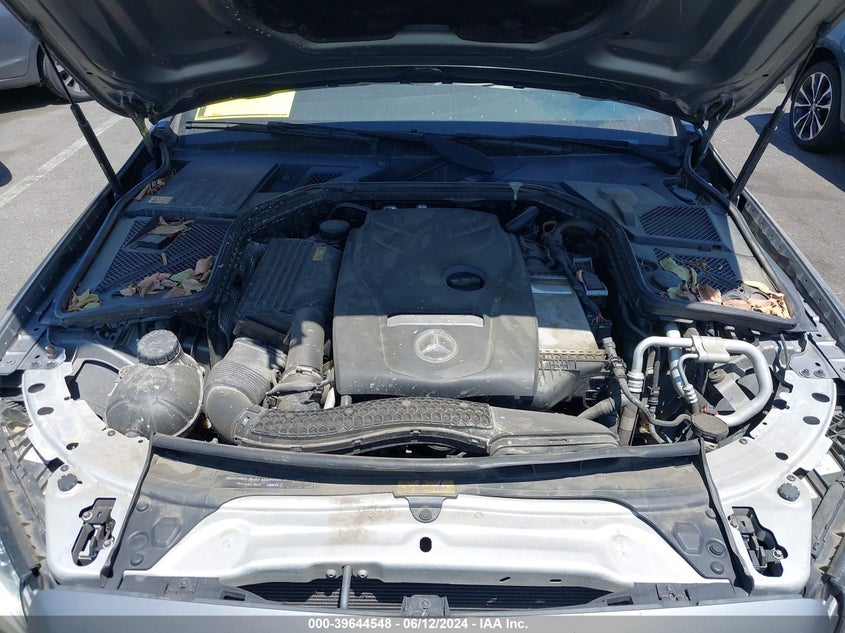 2015 Mercedes-Benz C 300 Luxury/Sport VIN: 55SWF4JB4FU067001 Lot: 39644548