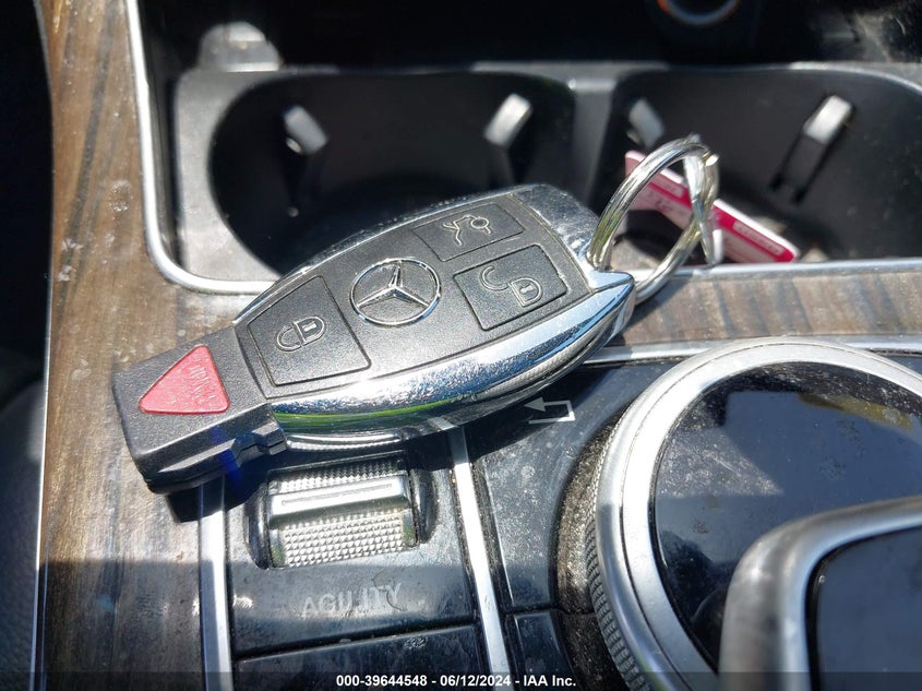 2015 Mercedes-Benz C 300 Luxury/Sport VIN: 55SWF4JB4FU067001 Lot: 39644548