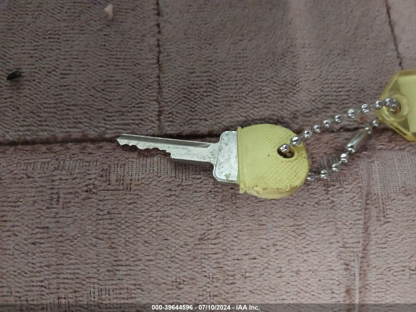 1985 GMC Rally Wagon / Van G2500 VIN: 2GDEG25H2F4522583 Lot: 39644596