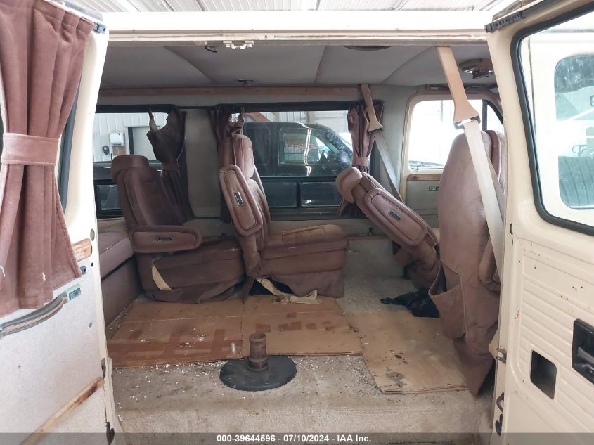 1985 GMC Rally Wagon / Van G2500 VIN: 2GDEG25H2F4522583 Lot: 39644596