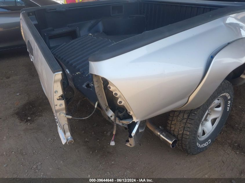 2011 Toyota Tacoma Prerunner V6 VIN: 3TMJU4GN9BM124530 Lot: 39644648