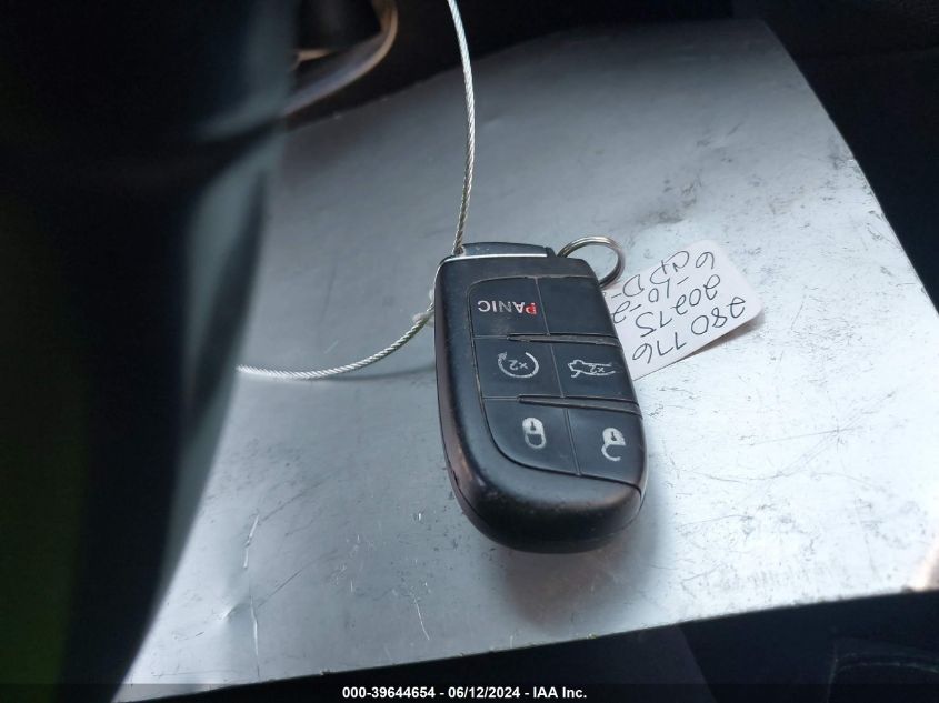 2019 Chrysler 300 300S VIN: 2C3CCABG0KH697953 Lot: 39644654