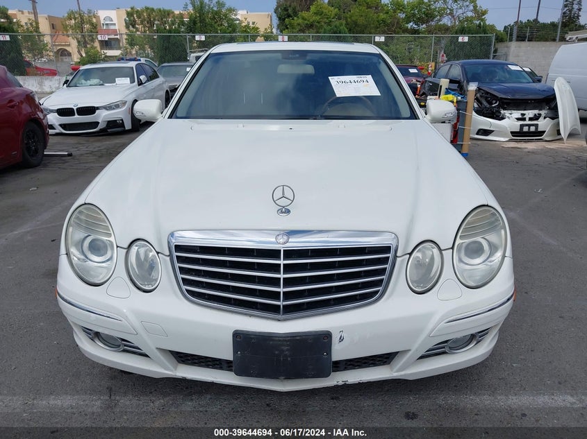 2008 Mercedes-Benz E 350 4Matic VIN: WDBUF87X58B317028 Lot: 39644694