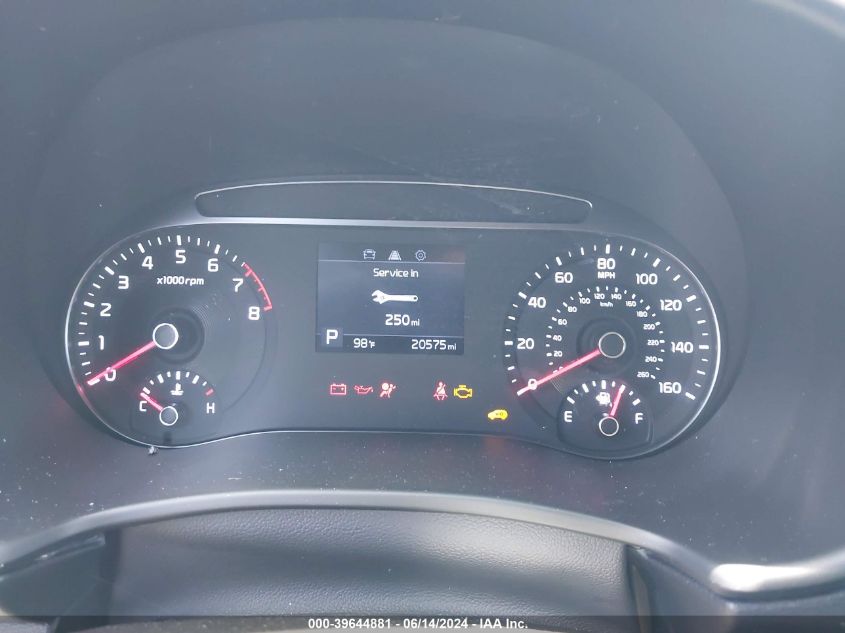 2022 Kia Soul Lx VIN: KNDJ23AU5N7814077 Lot: 39644881