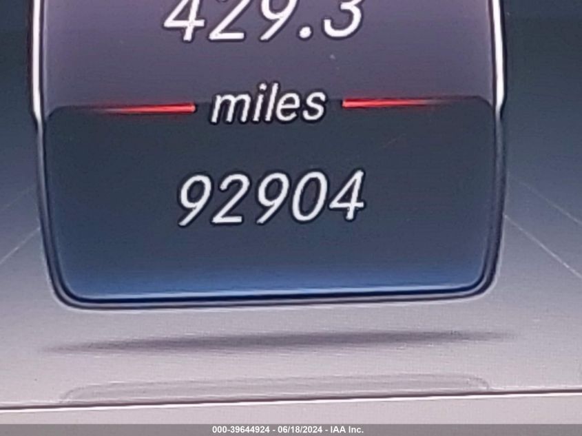 2019 Mercedes-Benz E 300 VIN: WDDZF4JB5KA661619 Lot: 39644924