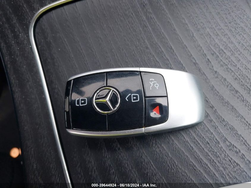 2019 Mercedes-Benz E 300 VIN: WDDZF4JB5KA661619 Lot: 39644924