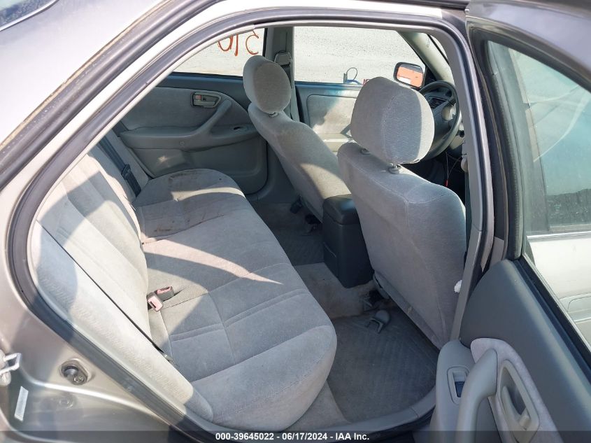 1999 Toyota Camry Le VIN: 4T1BG22K5XU571755 Lot: 39645022