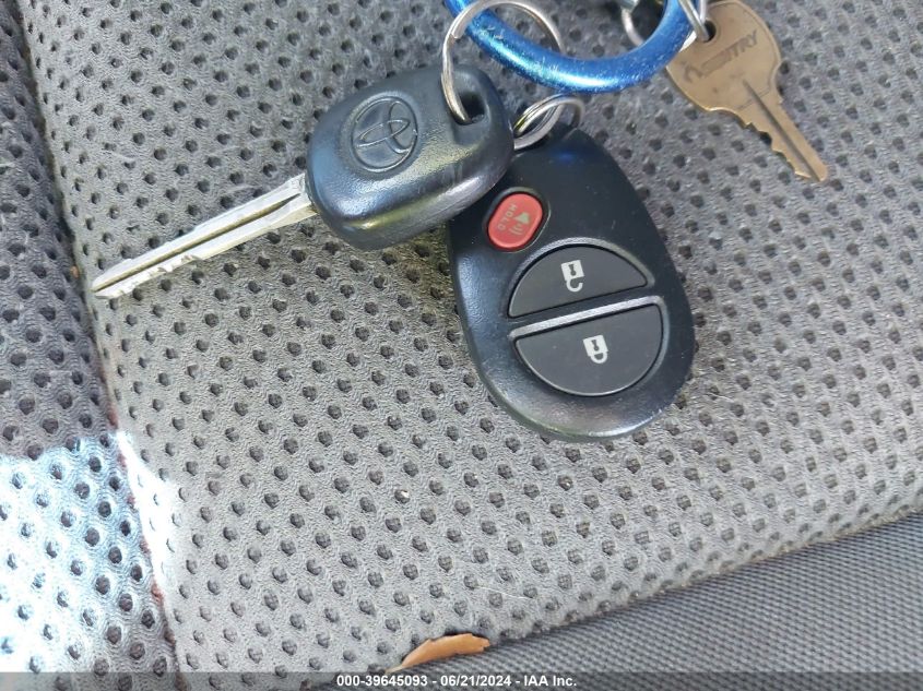 2011 Toyota Tacoma Prerunner V6 VIN: 3TMKU4HN8BM029752 Lot: 39645093