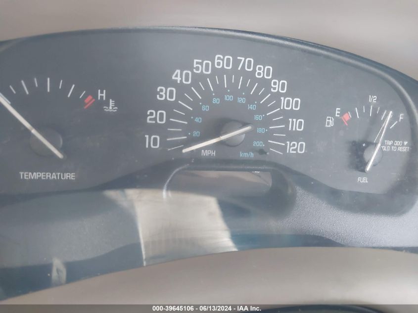 2005 Buick Century VIN: 2G4WS52J051104793 Lot: 39645106