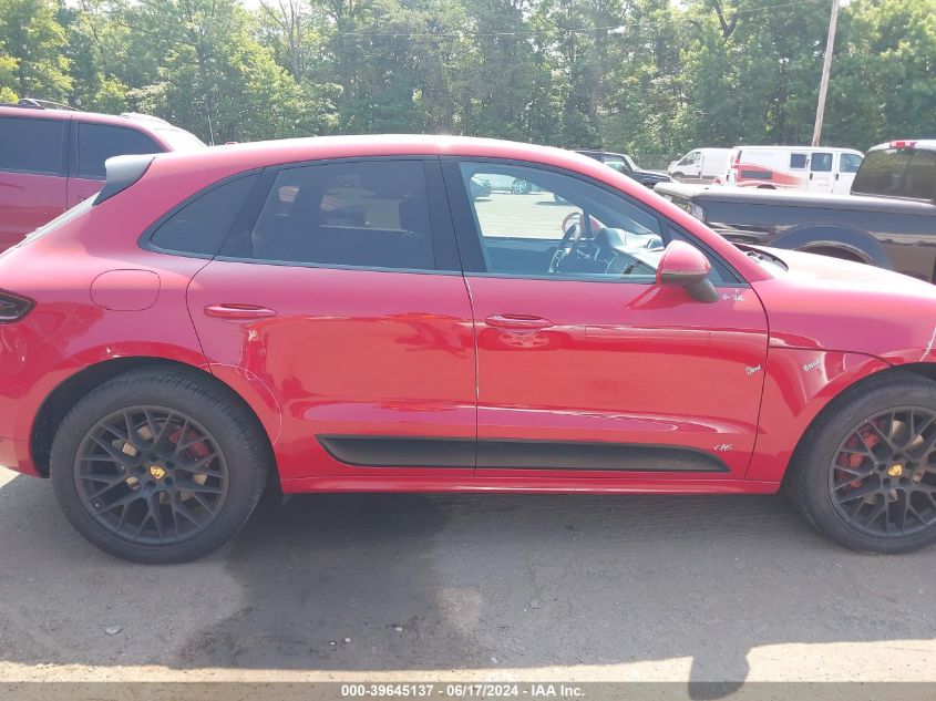 2017 Porsche Macan Gts VIN: WP1AG2A5XHLB54231 Lot: 39645137