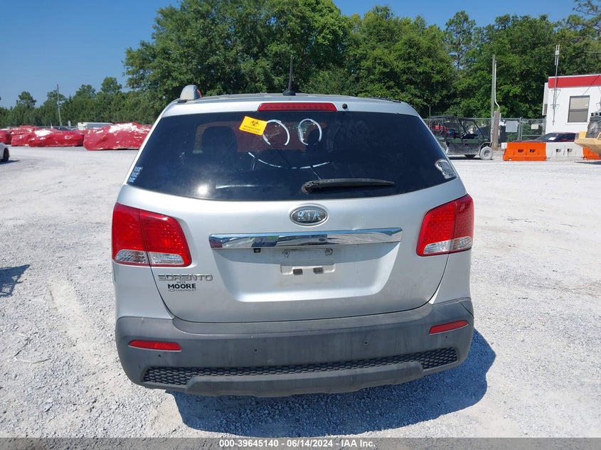 2011 Kia Sorento Lx VIN: 5XYKT4A15BG155977 Lot: 39645140