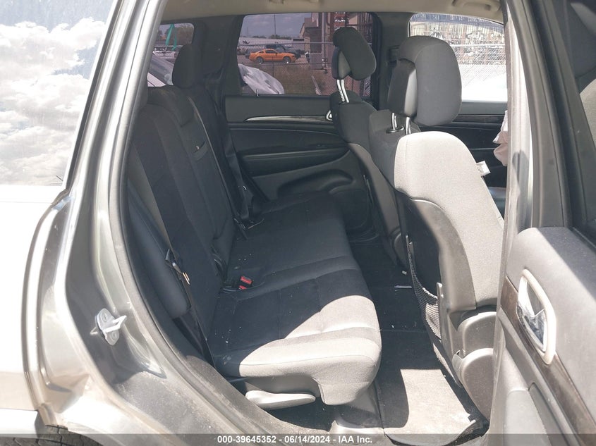 2012 Jeep Grand Cherokee Laredo VIN: 1C4RJFAG9CC221893 Lot: 39645352