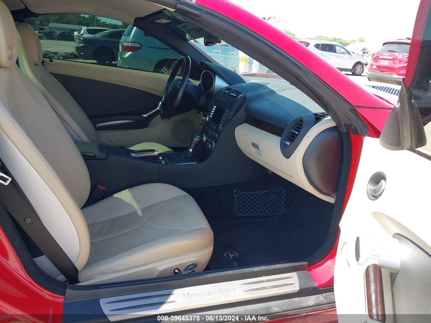 2006 Mercedes-Benz Slk 350 VIN: WDBWK56F46F096569 Lot: 39645375