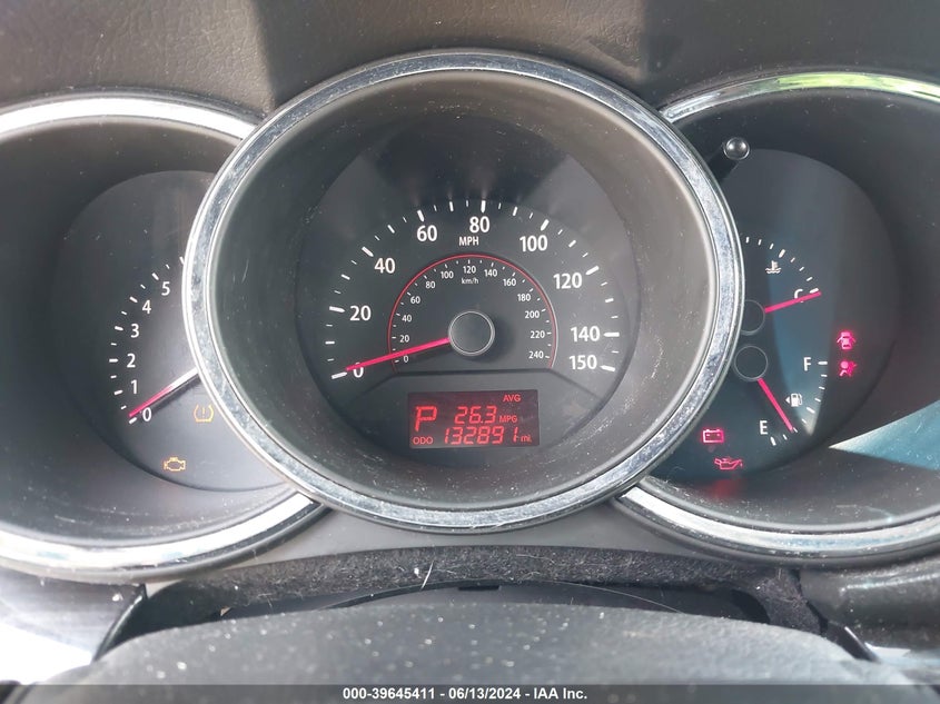 2011 Kia Sorento Lx VIN: 5XYKT3A12BG131078 Lot: 39645411