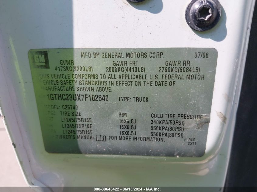 2007 GMC Sierra 2500Hd Classic Work Truck VIN: 1GTHC23UX7F102840 Lot: 39645422