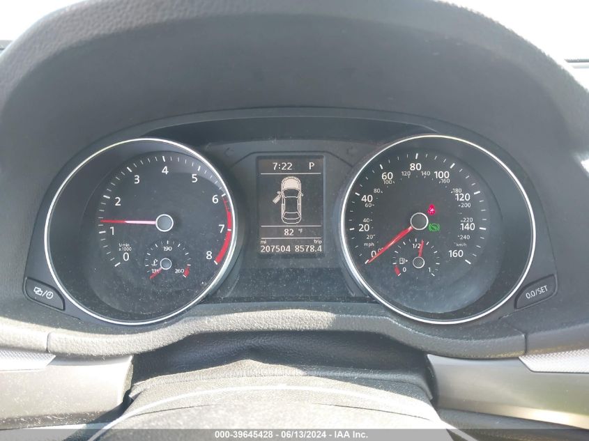 2016 Volkswagen Passat 1.8T R-Line/1.8T S VIN: 1VWAT7A35GC037354 Lot: 39645428