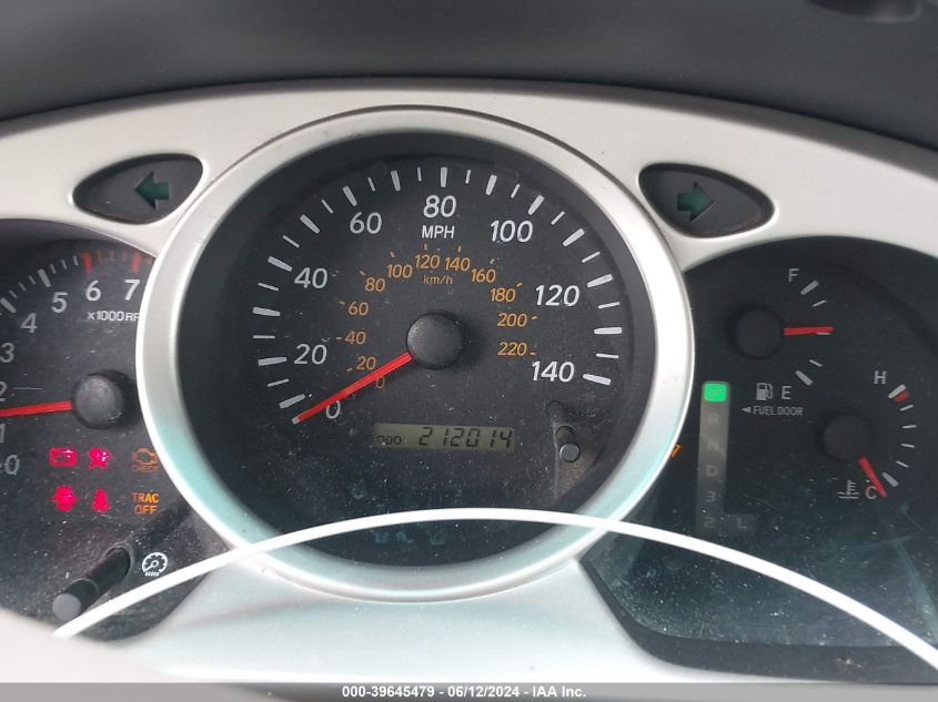 2006 Toyota Highlander V6 VIN: JTEDP21A660111740 Lot: 39645479