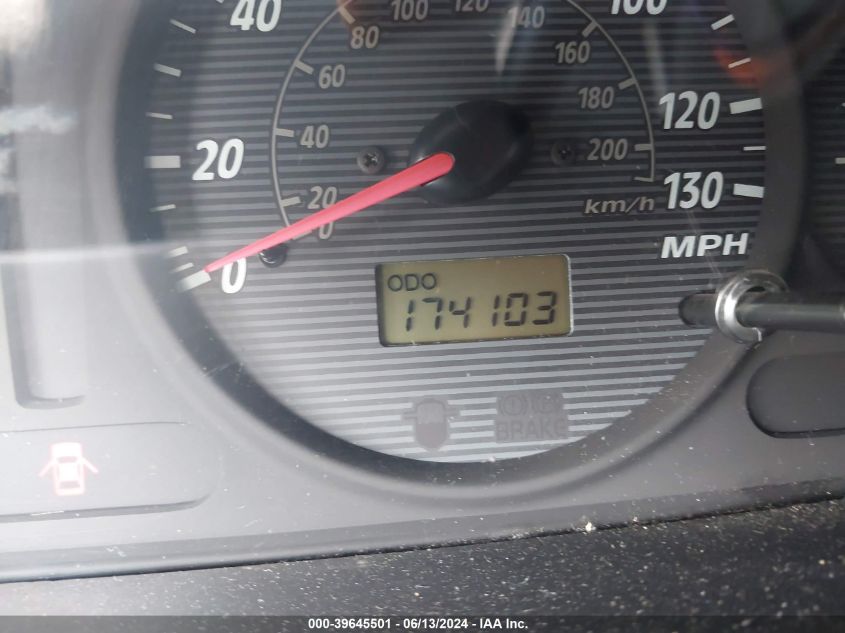 2004 Hyundai Santa Fe VIN: KM8SB12BX4U766593 Lot: 39645501