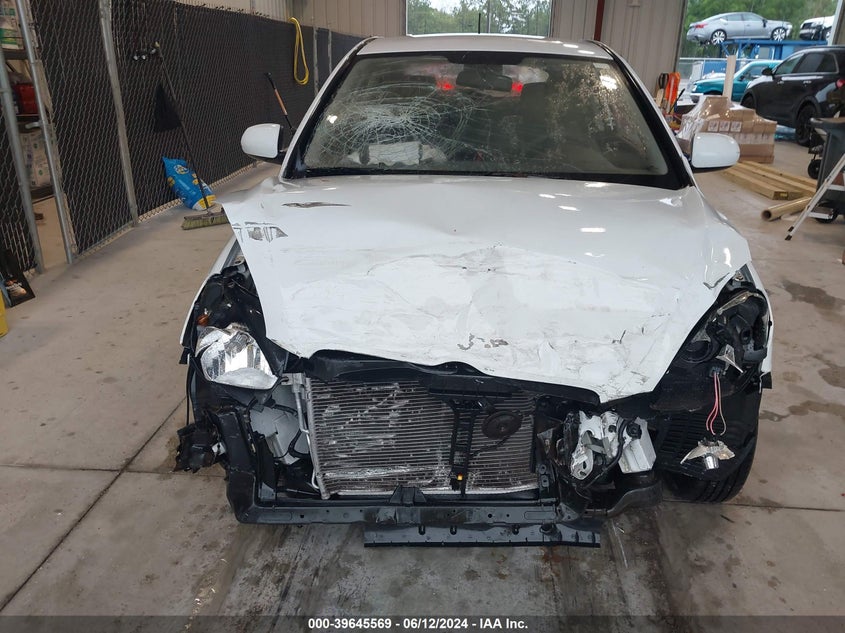 2011 Hyundai Accent Gs VIN: KMHCM3AC1BU188000 Lot: 39645569