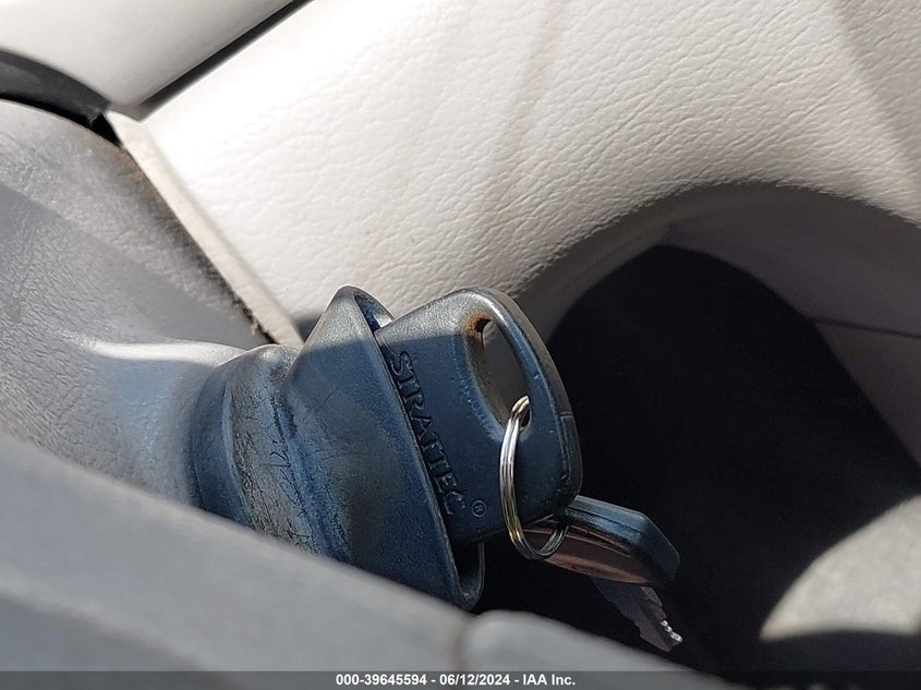 2004 Ford Mustang VIN: 1FAFP40634F184571 Lot: 39645594