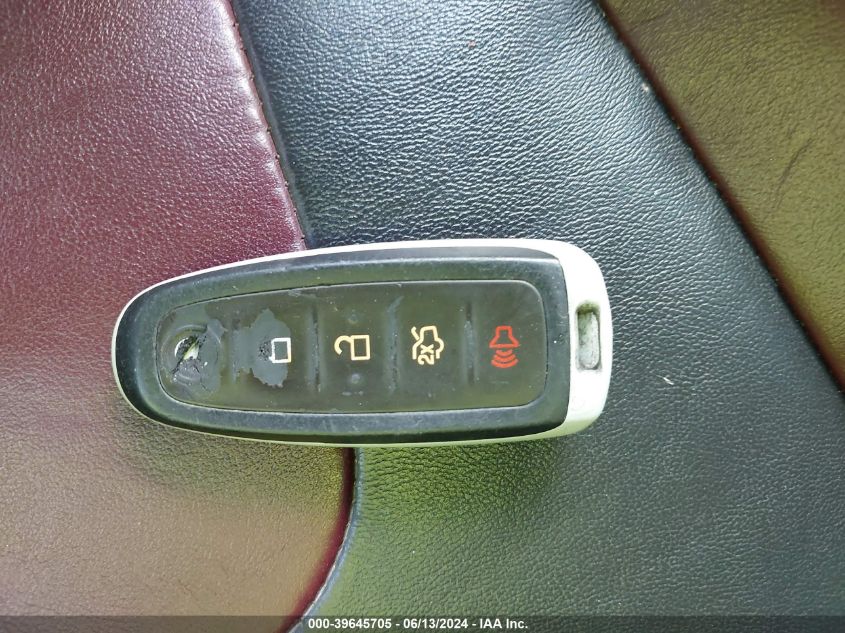 2014 Ford Focus Titanium VIN: 1FADP3J22EL175487 Lot: 39645705