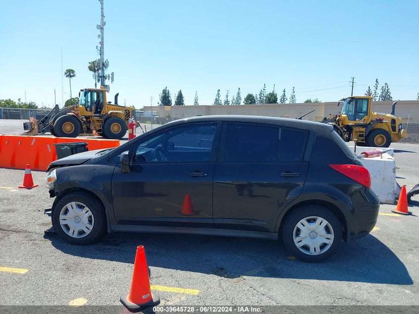 2012 Nissan Versa 1.8 S VIN: 3N1BC1CPXCL368257 Lot: 39645728