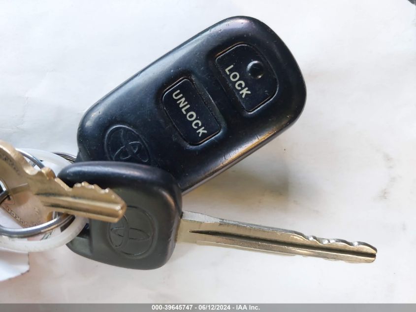 2004 Toyota Corolla S VIN: 1NXBR32E94Z205111 Lot: 39645747