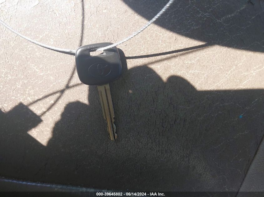 2004 Toyota Camry Le VIN: 4T1BE32K14U883546 Lot: 39645802