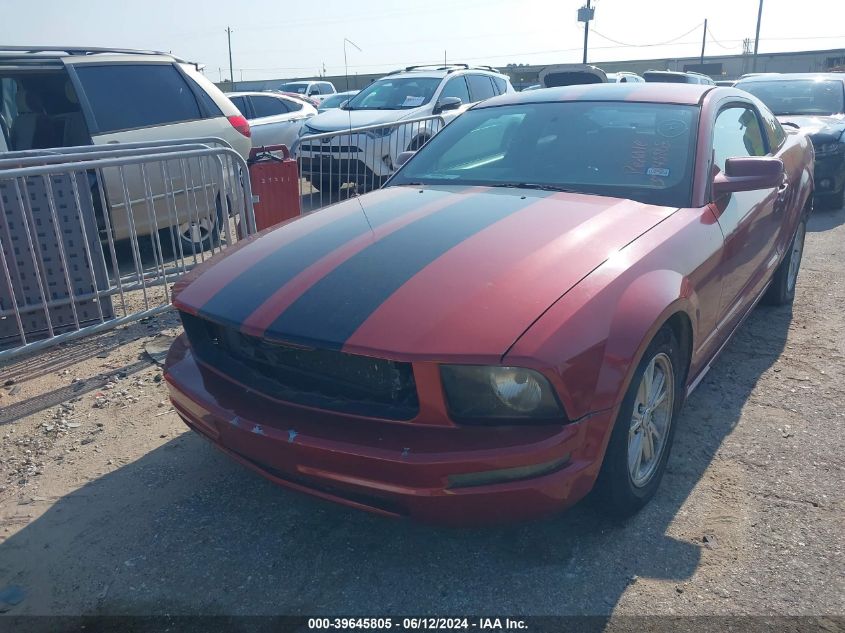 2005 Ford Mustang V6 Deluxe/V6 Premium VIN: 1ZVFT80N155162464 Lot: 39645805