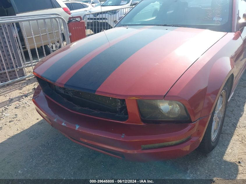 2005 Ford Mustang V6 Deluxe/V6 Premium VIN: 1ZVFT80N155162464 Lot: 39645805