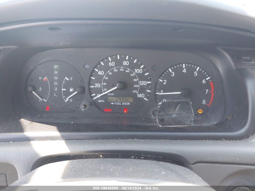 2000 Toyota Camry Le VIN: 4T1BG28K9YU010712 Lot: 39645898