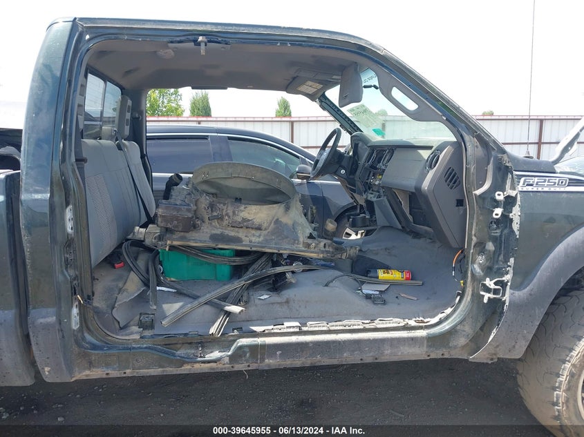 2013 Ford F-250 Xlt VIN: 1FT7X2B62DEB65998 Lot: 39645955