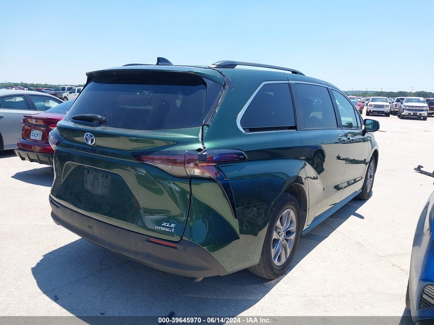VIN 5TDYRKEC1PS171208 2023 TOYOTA SIENNA XLE