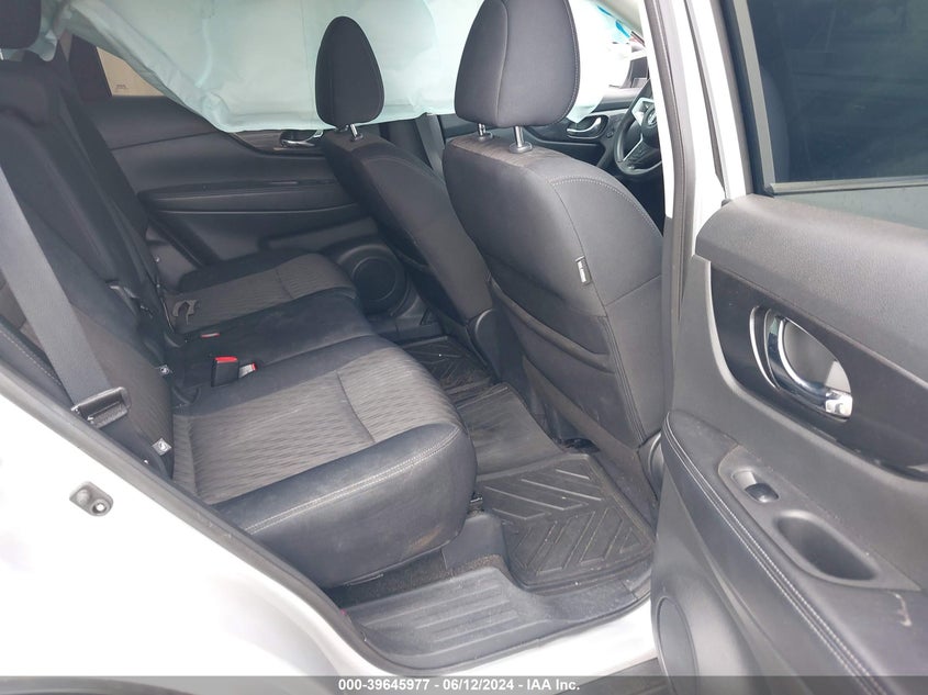 2018 Nissan Rogue S VIN: 5N1AT2MT7JC756108 Lot: 39645977