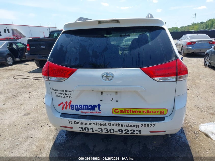 2014 Toyota Sienna Le V6 8 Passenger VIN: 5TDKK3DCXES412018 Lot: 39645982