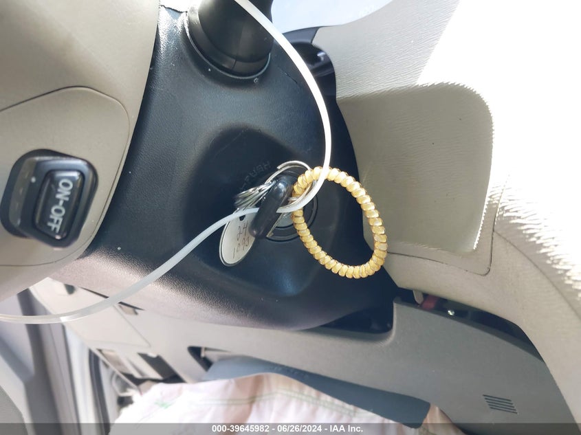 2014 Toyota Sienna Le V6 8 Passenger VIN: 5TDKK3DCXES412018 Lot: 39645982