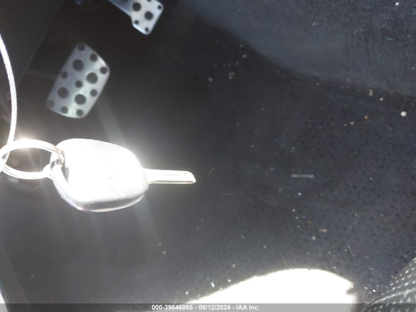 2005 Lexus Is 300 VIN: JTHBD192850099048 Lot: 39646065