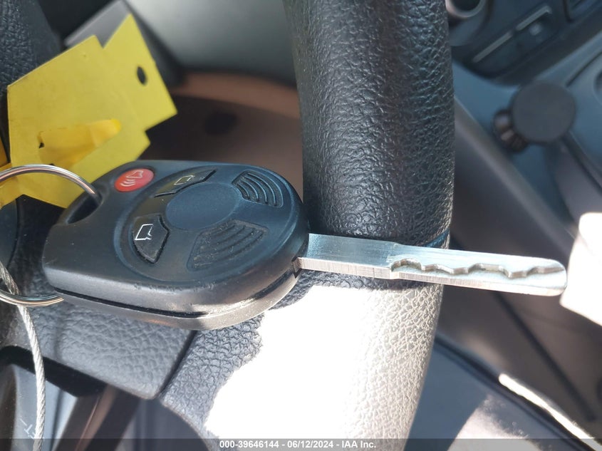 2014 Ford Escape S VIN: 1FMCU0F74EUB99961 Lot: 39646144