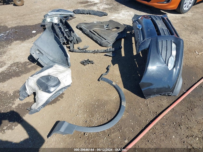 2014 Ford Escape S VIN: 1FMCU0F74EUB99961 Lot: 39646144