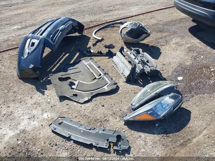 2014 Ford Escape S VIN: 1FMCU0F74EUB99961 Lot: 39646144